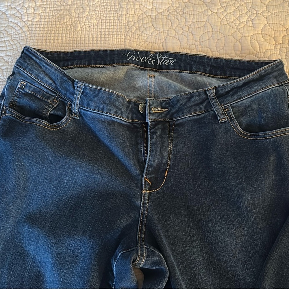 Old Navy Rockstar stretch jean skinny leg